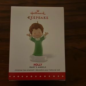 Hallmark keepsake holly Mary’s angels